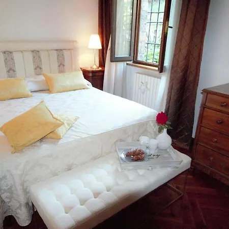 Borgo 1 Comfortable Holiday Ferienhaus Cremia